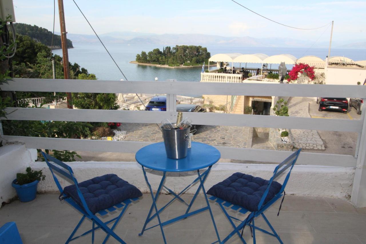 Batis Breeze Bed & Breakfast Perama  Ngoại thất bức ảnh