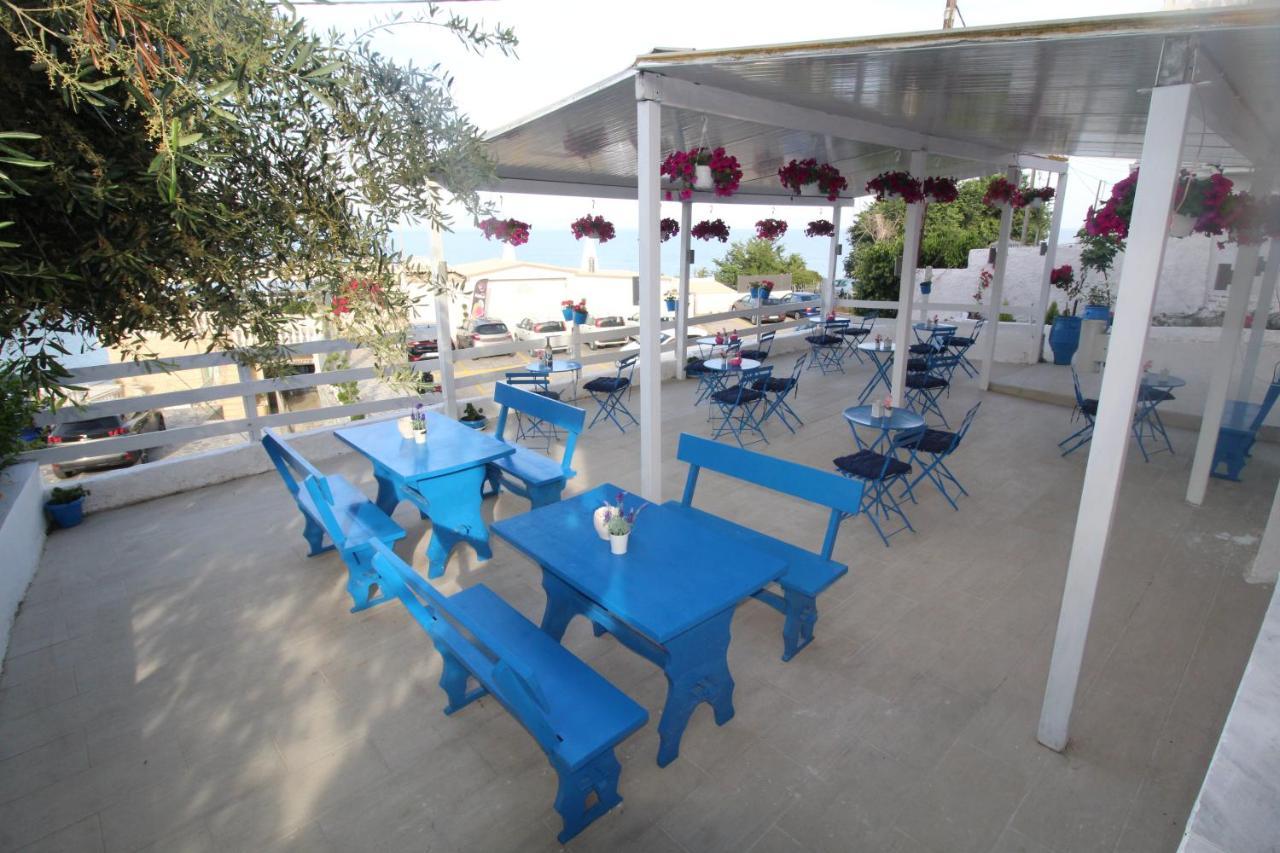 Batis Breeze Bed & Breakfast Perama  Ngoại thất bức ảnh